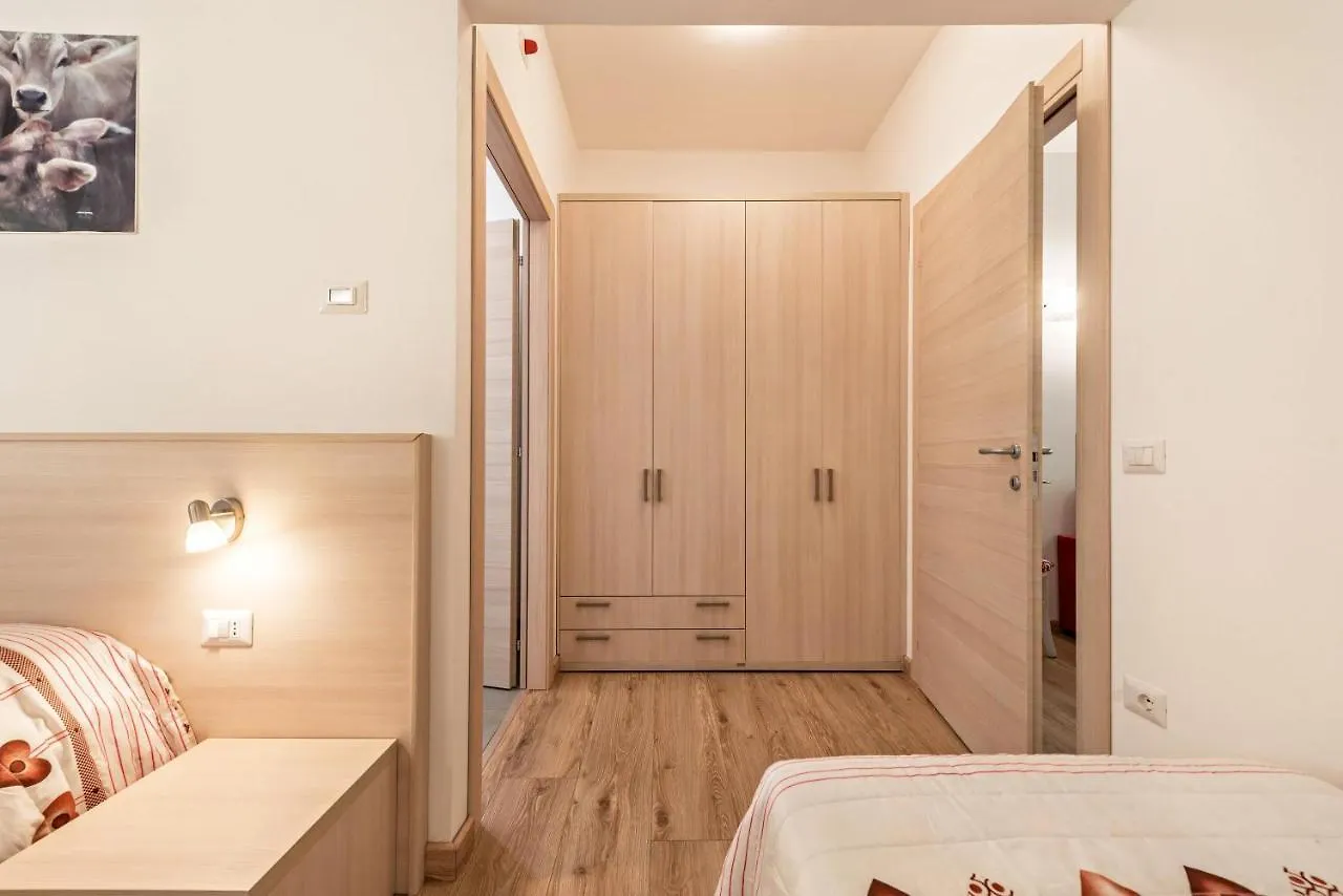 Nonno Bigi Papavero Tremosine Apartment